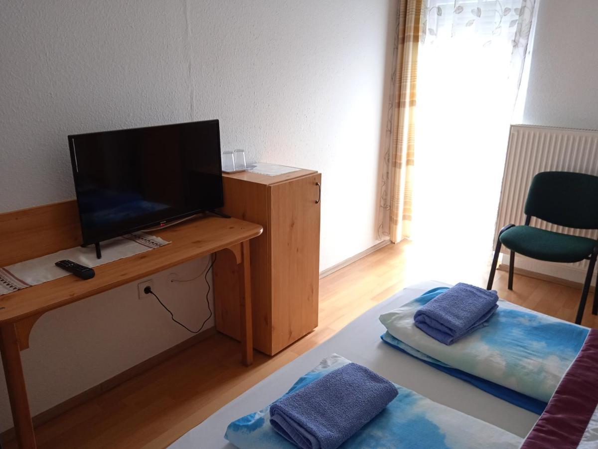 Agria Wellness Guesthouse Eger Exteriör bild
