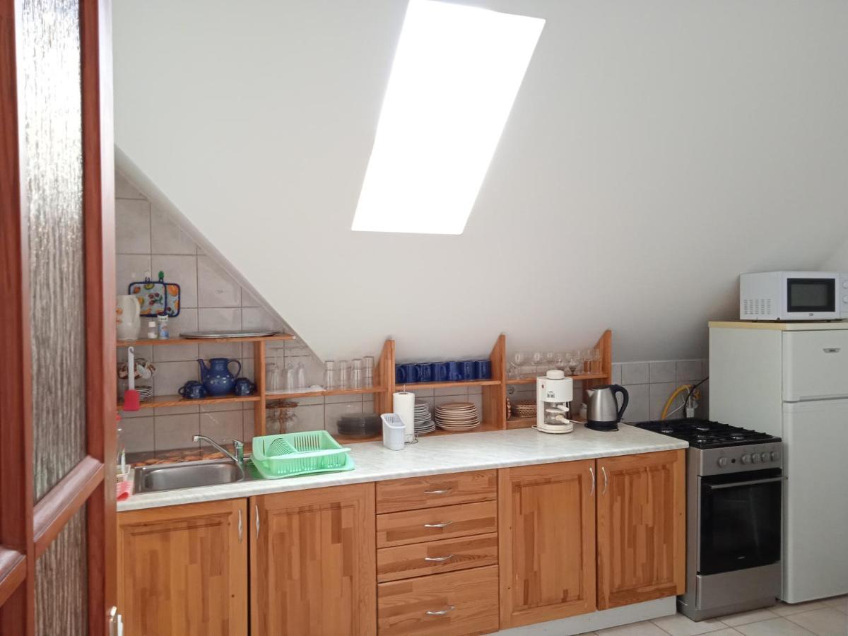 Agria Wellness Guesthouse Eger Exteriör bild